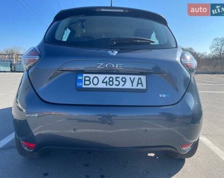 Серый Рено Зое, объемом двигателя 0 л и пробегом 22 тыс. км за 14100 $, фото 3 на Automoto.ua