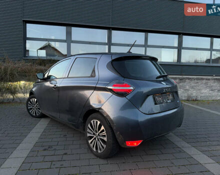 Серый Рено Зое, объемом двигателя 0 л и пробегом 40 тыс. км за 12200 $, фото 7 на Automoto.ua