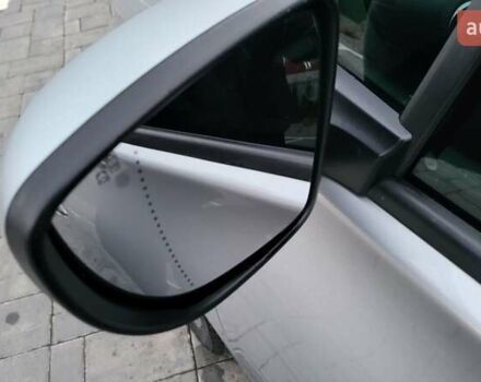 Сірий Рено Зое, об'ємом двигуна 0 л та пробігом 96 тис. км за 12550 $, фото 20 на Automoto.ua