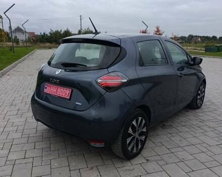 Серый Рено Зое, объемом двигателя 0 л и пробегом 81 тыс. км за 12700 $, фото 5 на Automoto.ua