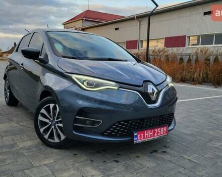 Серый Рено Зое, объемом двигателя 0 л и пробегом 103 тыс. км за 12200 $, фото 3 на Automoto.ua