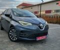 Серый Рено Зое, объемом двигателя 0 л и пробегом 103 тыс. км за 12200 $, фото 3 на Automoto.ua
