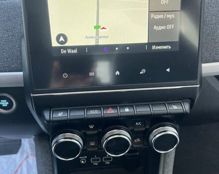 Серый Рено Зое, объемом двигателя 0 л и пробегом 115 тыс. км за 12650 $, фото 39 на Automoto.ua