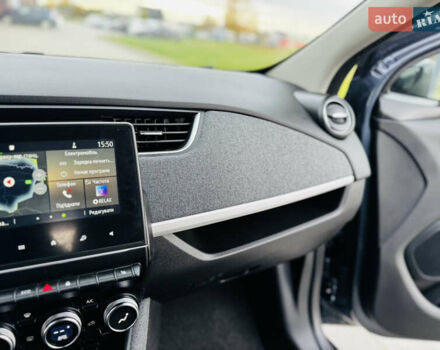 Рено Зое 2021 в Здолбунове на Automoto.ua Серый Рено Зое, объемом двигателя 0 л и пробегом 81 тыс. км за 12499 $, фото 49 на Automoto.ua