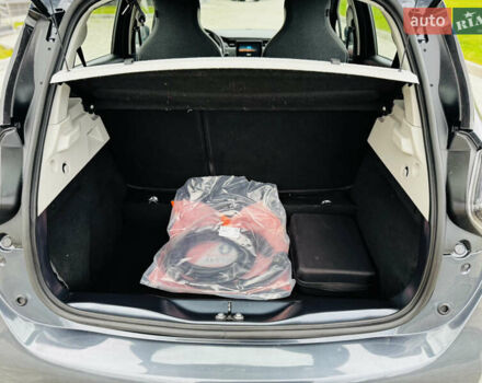 Рено Зое 2021 в Здолбунове на Automoto.ua Серый Рено Зое, объемом двигателя 0 л и пробегом 81 тыс. км за 12499 $, фото 20 на Automoto.ua