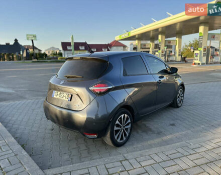 Серый Рено Зое, объемом двигателя 0 л и пробегом 35 тыс. км за 13450 $, фото 4 на Automoto.ua