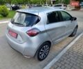 Серый Рено Зое, объемом двигателя 0 л и пробегом 66 тыс. км за 12850 $, фото 3 на Automoto.ua