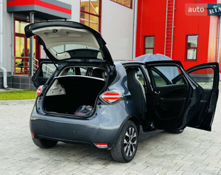Рено Зое 2021 в Здолбунове на Automoto.ua Серый Рено Зое, объемом двигателя 0 л и пробегом 81 тыс. км за 12499 $, фото 57 на Automoto.ua