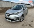 Серый Рено Зое, объемом двигателя 0 л и пробегом 38 тыс. км за 12600 $, фото 1 на Automoto.ua