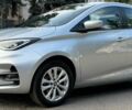 Серый Рено Зое, объемом двигателя 0 л и пробегом 155 тыс. км за 10750 $, фото 3 на Automoto.ua