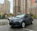 Серый Рено Зое, объемом двигателя 0 л и пробегом 33 тыс. км за 12900 $, фото 35 на Automoto.ua