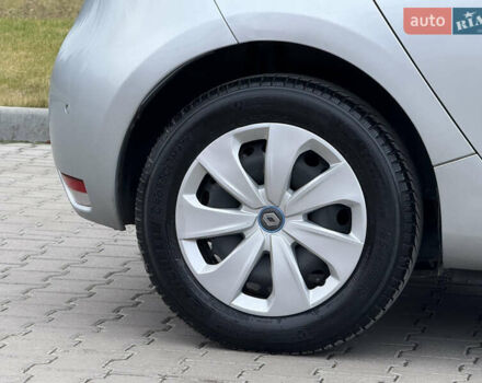 Сірий Рено Зое, об'ємом двигуна 0 л та пробігом 85 тис. км за 12600 $, фото 12 на Automoto.ua