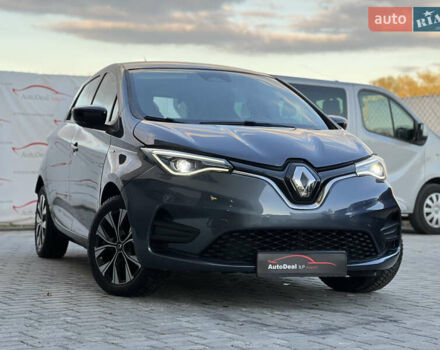 Серый Рено Зое, объемом двигателя 0 л и пробегом 115 тыс. км за 12650 $, фото 4 на Automoto.ua