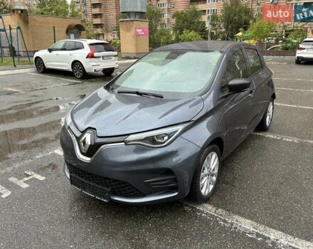 Серый Рено Зое, объемом двигателя 0 л и пробегом 33 тыс. км за 12900 $, фото 34 на Automoto.ua