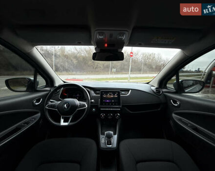 Сірий Рено Зое, об'ємом двигуна 0 л та пробігом 85 тис. км за 12600 $, фото 3 на Automoto.ua