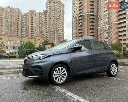Серый Рено Зое, объемом двигателя 0 л и пробегом 33 тыс. км за 12900 $, фото 33 на Automoto.ua