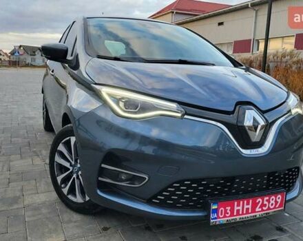 Серый Рено Зое, объемом двигателя 0 л и пробегом 103 тыс. км за 12200 $, фото 4 на Automoto.ua