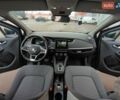Серый Рено Зое, объемом двигателя 0 л и пробегом 68 тыс. км за 13700 $, фото 13 на Automoto.ua