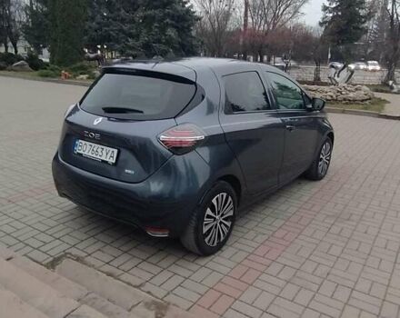 Серый Рено Зое, объемом двигателя 0 л и пробегом 19 тыс. км за 15900 $, фото 8 на Automoto.ua