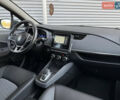 Серый Рено Зое, объемом двигателя 0 л и пробегом 24 тыс. км за 14950 $, фото 45 на Automoto.ua