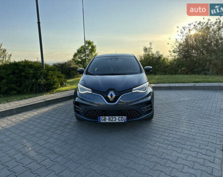 Серый Рено Зое, объемом двигателя 0 л и пробегом 35 тыс. км за 13450 $, фото 1 на Automoto.ua