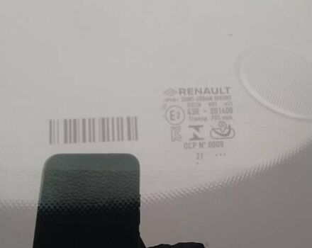 Серый Рено Зое, объемом двигателя 0 л и пробегом 19 тыс. км за 15900 $, фото 22 на Automoto.ua