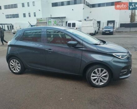 Серый Рено Зое, объемом двигателя 0 л и пробегом 68 тыс. км за 13700 $, фото 6 на Automoto.ua