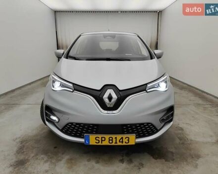 Серый Рено Зое, объемом двигателя 0 л и пробегом 4 тыс. км за 12000 $, фото 1 на Automoto.ua