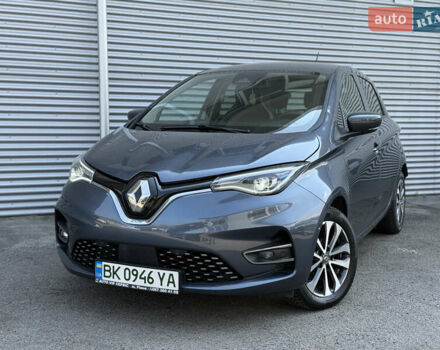Серый Рено Зое, объемом двигателя 0 л и пробегом 24 тыс. км за 14950 $, фото 2 на Automoto.ua