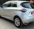Серый Рено Зое, объемом двигателя 0 л и пробегом 155 тыс. км за 10750 $, фото 5 на Automoto.ua