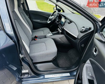 Рено Зое 2021 в Здолбунове на Automoto.ua Серый Рено Зое, объемом двигателя 0 л и пробегом 81 тыс. км за 12499 $, фото 32 на Automoto.ua