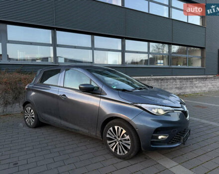 Серый Рено Зое, объемом двигателя 0 л и пробегом 40 тыс. км за 12200 $, фото 6 на Automoto.ua