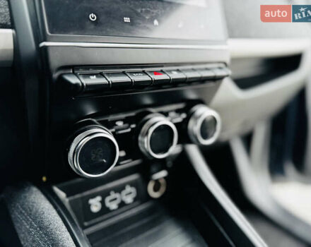 Рено Зое 2021 в Здолбунове на Automoto.ua Серый Рено Зое, объемом двигателя 0 л и пробегом 81 тыс. км за 12499 $, фото 43 на Automoto.ua