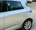 Серый Рено Зое, объемом двигателя 0 л и пробегом 155 тыс. км за 10750 $, фото 6 на Automoto.ua