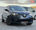 Серый Рено Зое, объемом двигателя 0 л и пробегом 115 тыс. км за 12650 $, фото 56 на Automoto.ua
