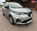 Серый Рено Зое, объемом двигателя 0 л и пробегом 77 тыс. км за 11999 $, фото 2 на Automoto.ua