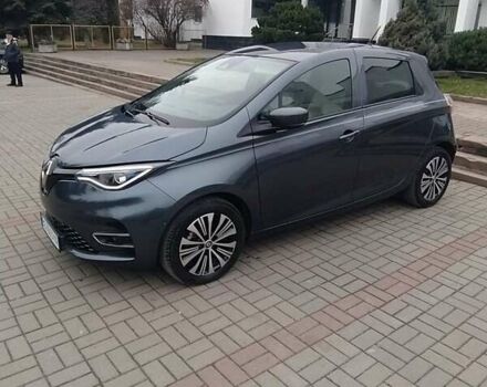 Серый Рено Зое, объемом двигателя 0 л и пробегом 19 тыс. км за 15900 $, фото 1 на Automoto.ua
