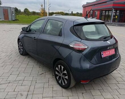 Серый Рено Зое, объемом двигателя 0 л и пробегом 81 тыс. км за 12700 $, фото 1 на Automoto.ua