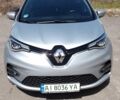 Серый Рено Зое, объемом двигателя 0 л и пробегом 60 тыс. км за 15000 $, фото 1 на Automoto.ua