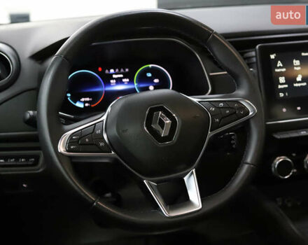 Серый Рено Зое, объемом двигателя 0 л и пробегом 28 тыс. км за 14700 $, фото 68 на Automoto.ua