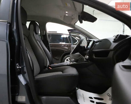 Серый Рено Зое, объемом двигателя 0 л и пробегом 28 тыс. км за 14700 $, фото 59 на Automoto.ua