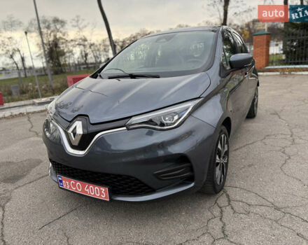 Серый Рено Зое, объемом двигателя 0 л и пробегом 45 тыс. км за 12999 $, фото 30 на Automoto.ua