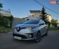 Серый Рено Зое, объемом двигателя 0 л и пробегом 33 тыс. км за 14350 $, фото 1 на Automoto.ua