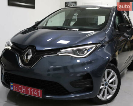 Серый Рено Зое, объемом двигателя 0 л и пробегом 28 тыс. км за 14700 $, фото 10 на Automoto.ua