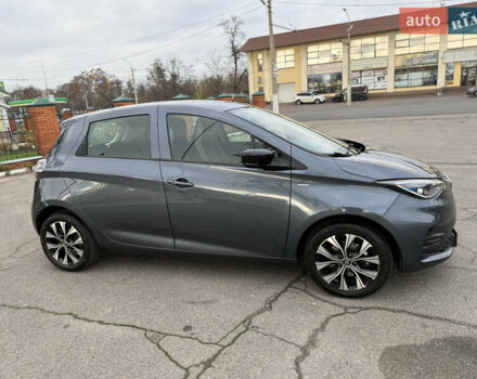 Серый Рено Зое, объемом двигателя 0 л и пробегом 45 тыс. км за 12999 $, фото 14 на Automoto.ua