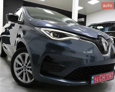 Серый Рено Зое, объемом двигателя 0 л и пробегом 28 тыс. км за 14700 $, фото 19 на Automoto.ua