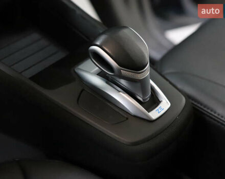 Серый Рено Зое, объемом двигателя 0 л и пробегом 28 тыс. км за 14700 $, фото 52 на Automoto.ua