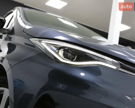 Серый Рено Зое, объемом двигателя 0 л и пробегом 28 тыс. км за 14700 $, фото 21 на Automoto.ua