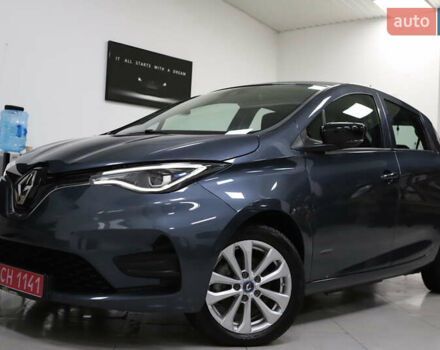 Серый Рено Зое, объемом двигателя 0 л и пробегом 28 тыс. км за 14700 $, фото 2 на Automoto.ua