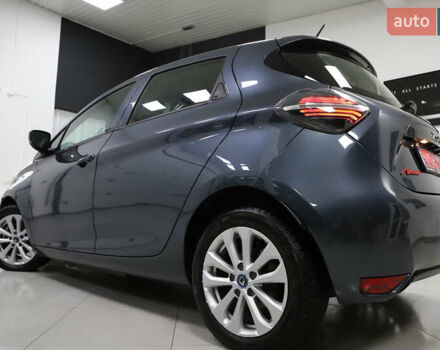 Серый Рено Зое, объемом двигателя 0 л и пробегом 28 тыс. км за 14700 $, фото 6 на Automoto.ua